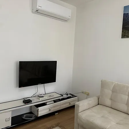 Private House For Daily Rent